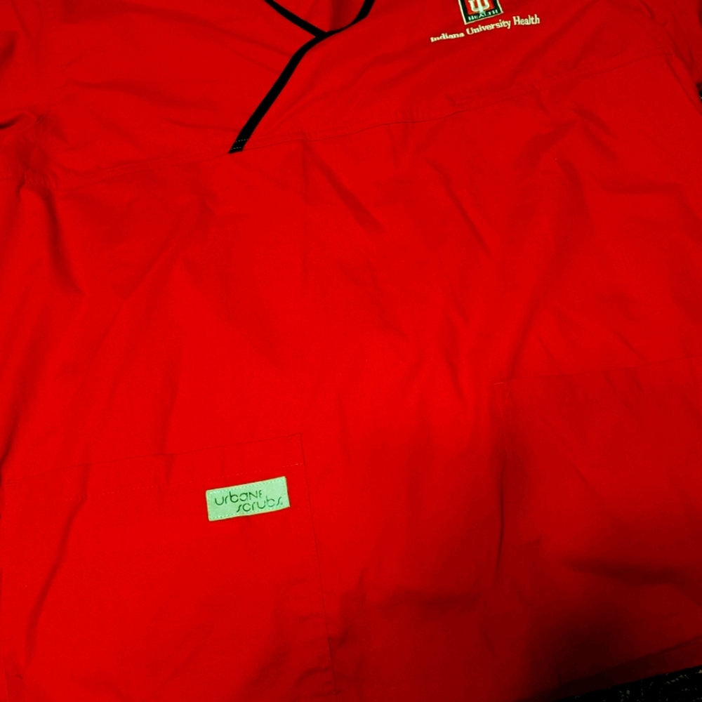 IU Health scrub top